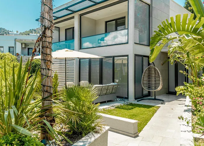 Vila Cimentepe Deluxe 3 *